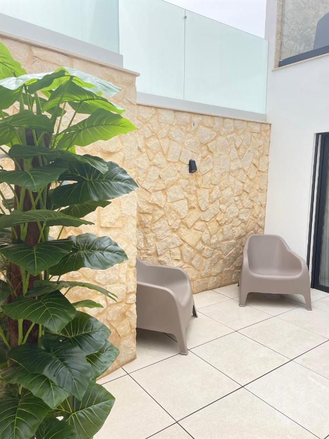 T1 com pátio Apartamento Portimão Exterior foto